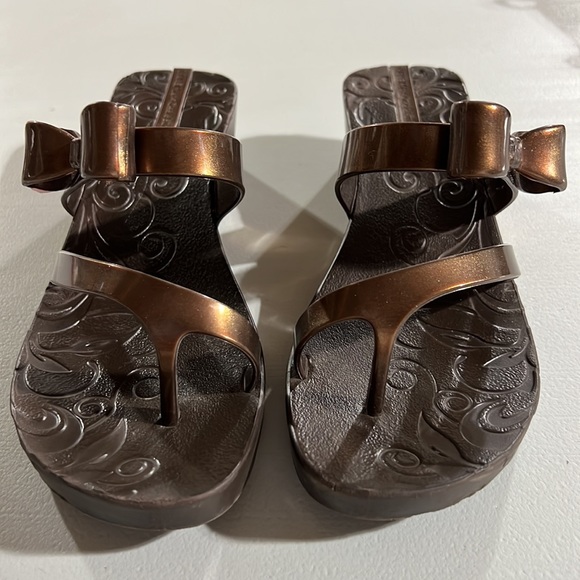 Ipanema wedge with bow sandals - Picture 7 of 9